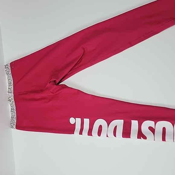 Wome's  Nike Pink Tight - Picture 4 of 6
